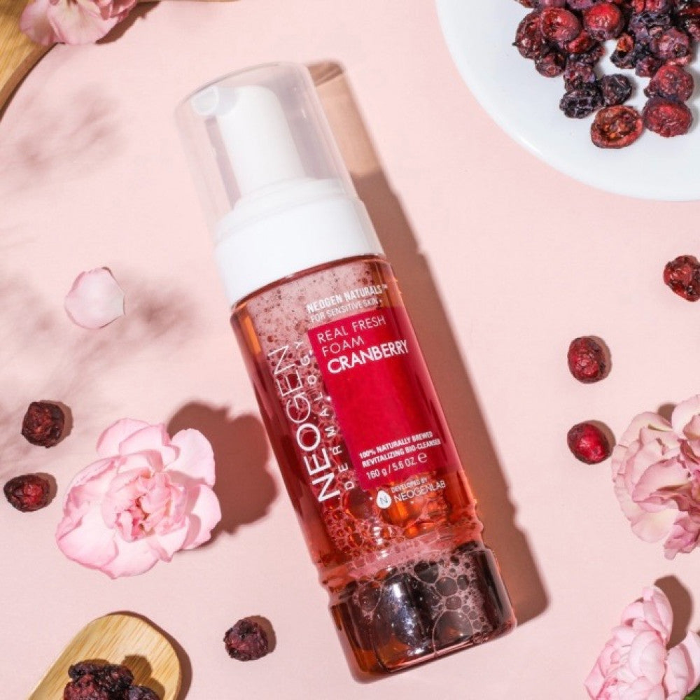 Αφρός καθαρισμού με cranberry από την Neogen