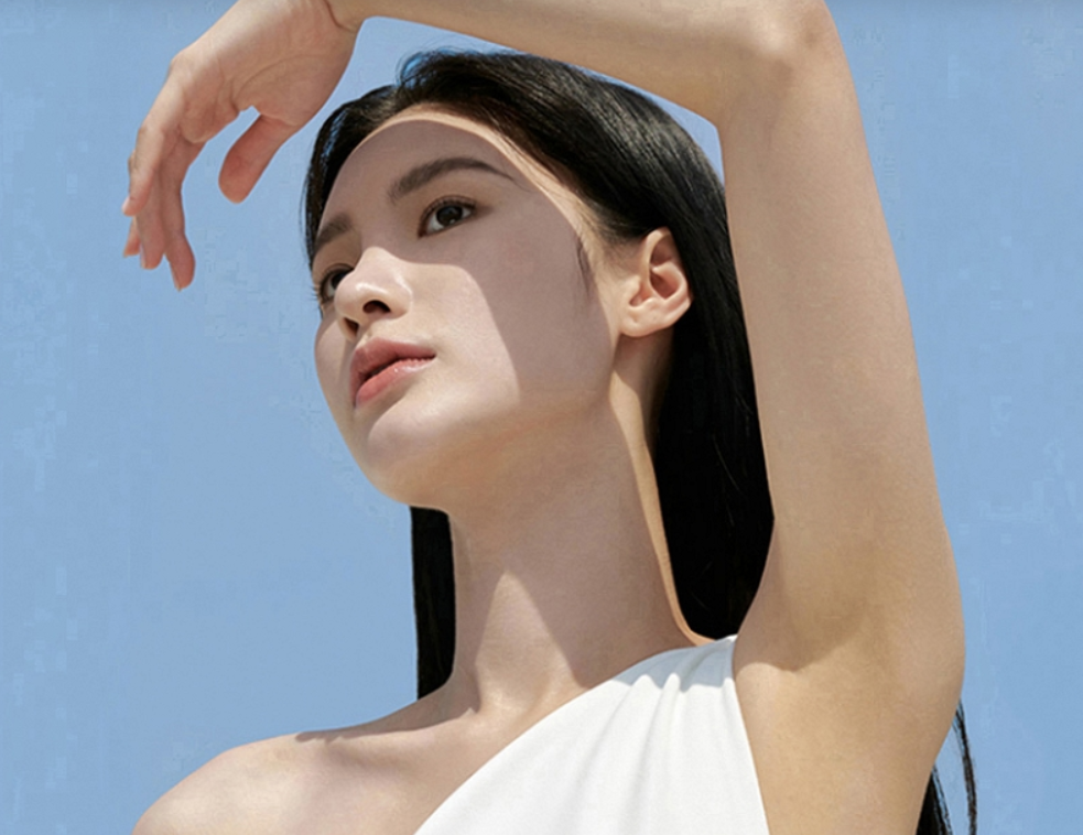 Oil Control Light Sunscreen Combination/Oily Skin SPF 50+ PA ++++ by Celimax