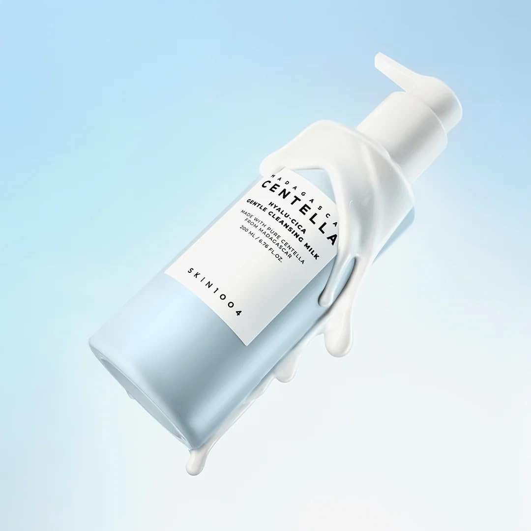 Madagascar Centella Hyalu-Cica Gentle Cleansing Milk by SKIN1004