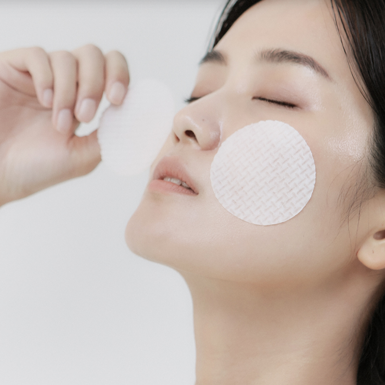 Ji Woo Gae Cica BHA Blemish Toner Pad by Celimax