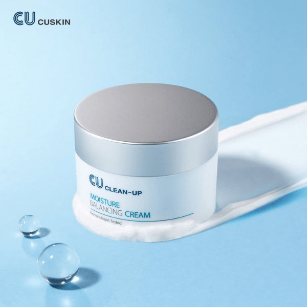 Moisturizing balancing cream by CuSkin (Professional Cosmeceutical)