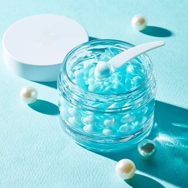 Aqua tox Anti-aging moisturizing cream in balls by Medi-peel
